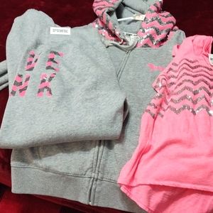 Rare vs pink jogger outfit